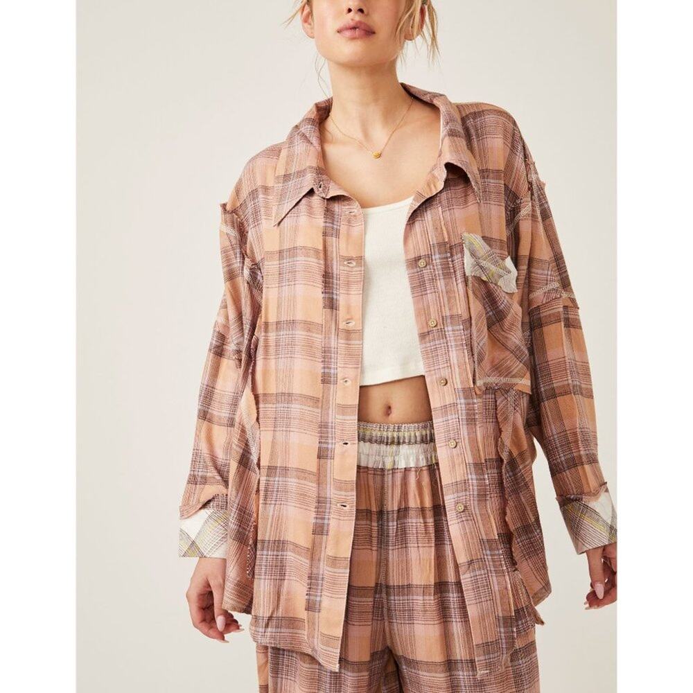 free people fallin' for flannel‎ sleep shirt tan & pink combo women size small